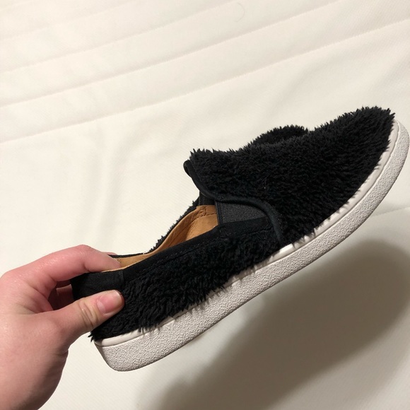 NWOT UGG Ricci Slip On - Picture 2 of 3